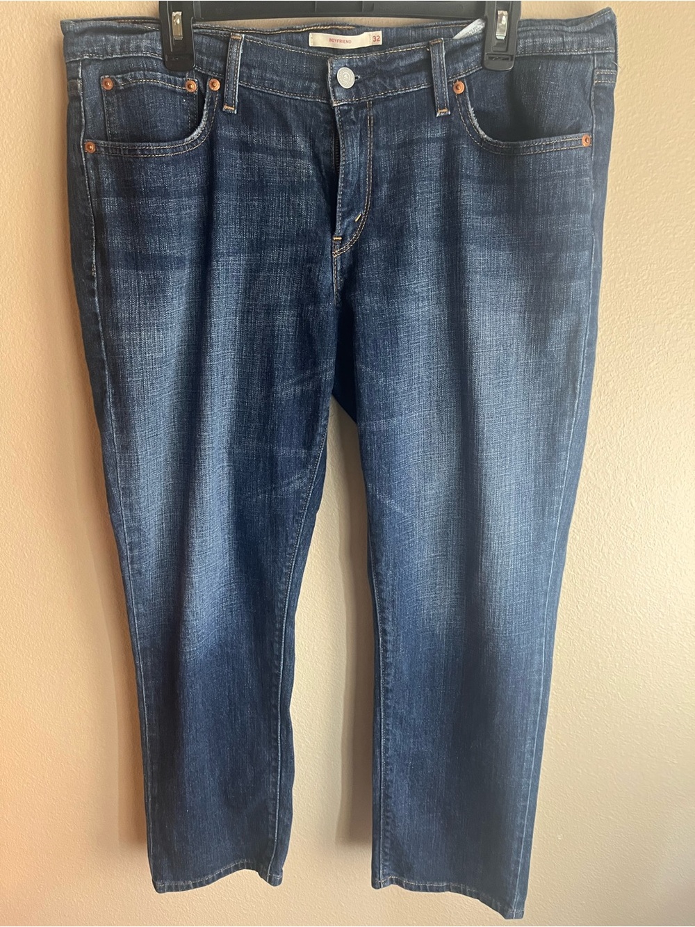 Women's Straight-Leg Jeans in Dark Blue